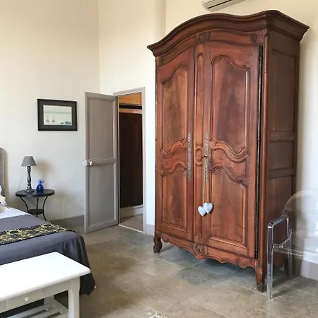 Couleurs De Camargue Bed & Breakfast 4*